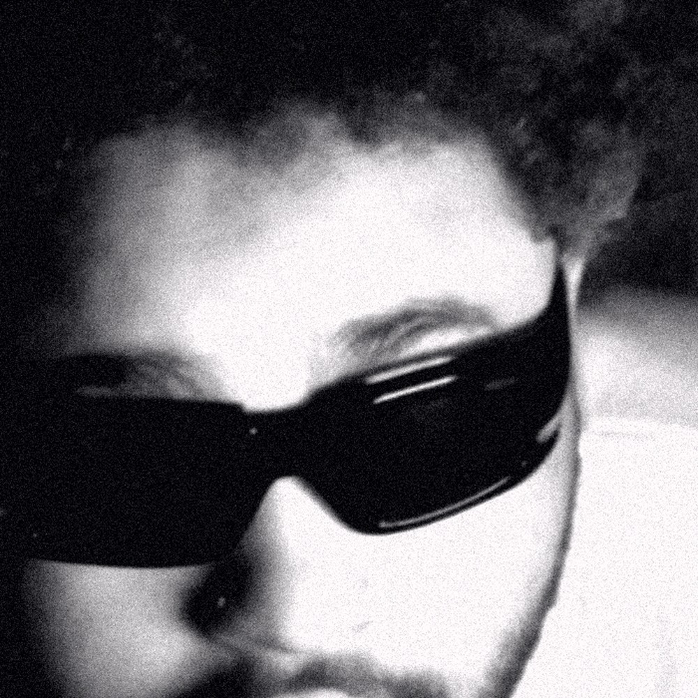 IGBO BOY — monochrome sleeve treatment